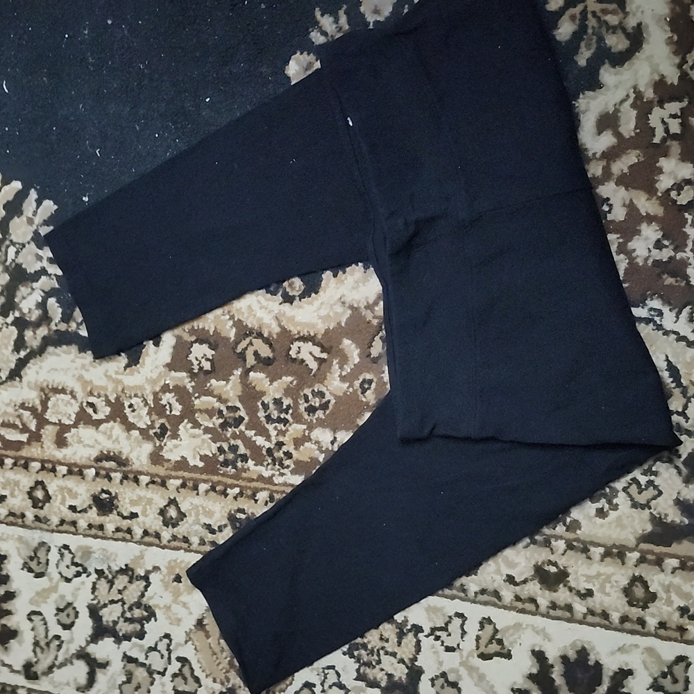 Justice Black Girl's Plus Capri Leggings; 20 Plus